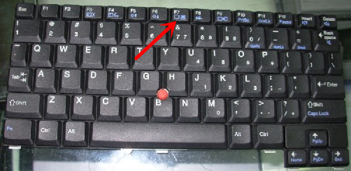 笔记本ghost win7系统电脑外接显示器的方法